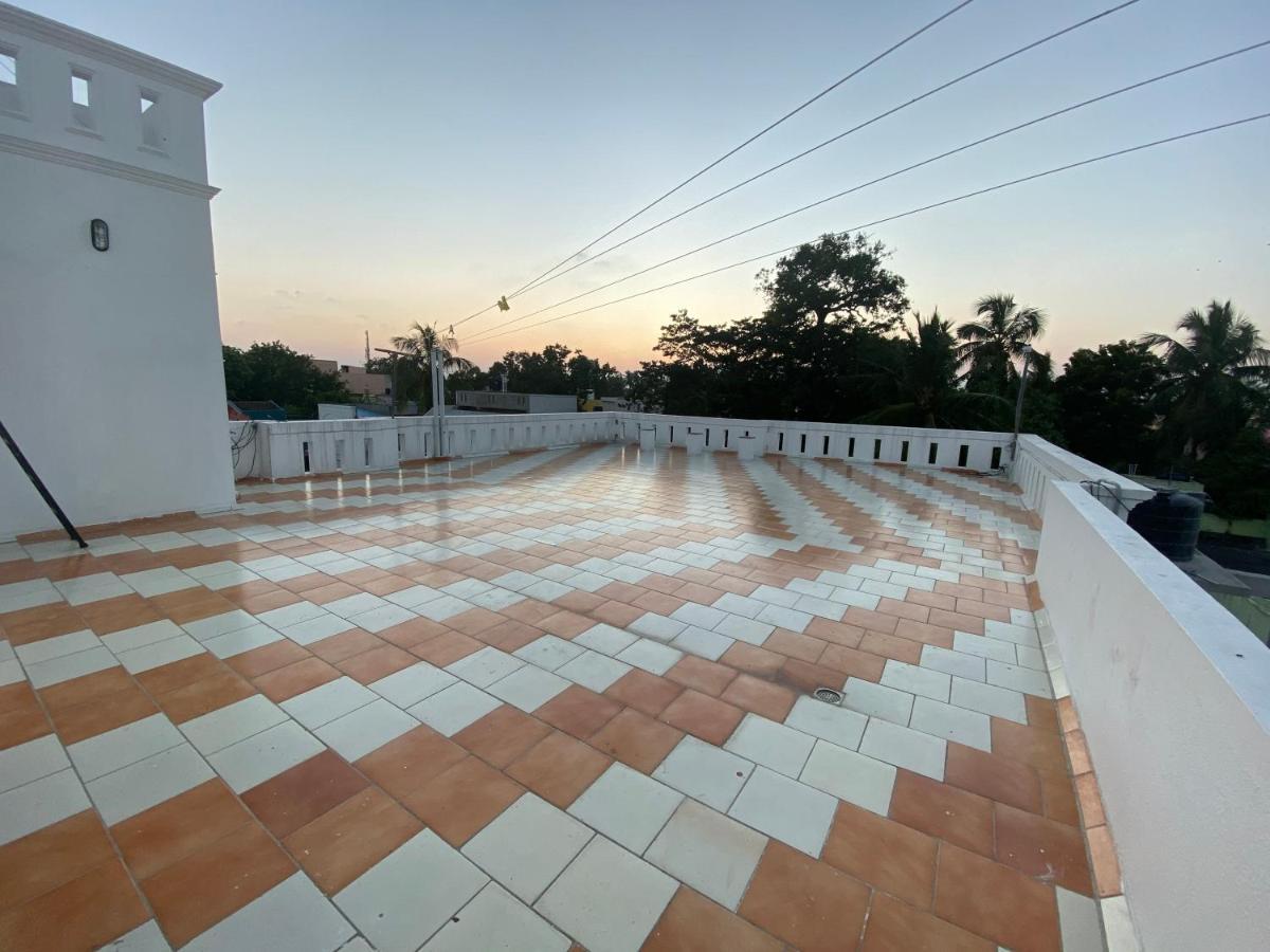 بونديتْشيري Villa Shakti المظهر الخارجي الصورة